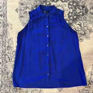 Gap Button Down Sleeveless Blouse